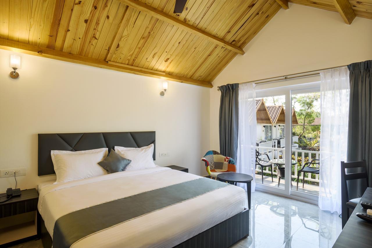 White Wood By Stone Wood 3*